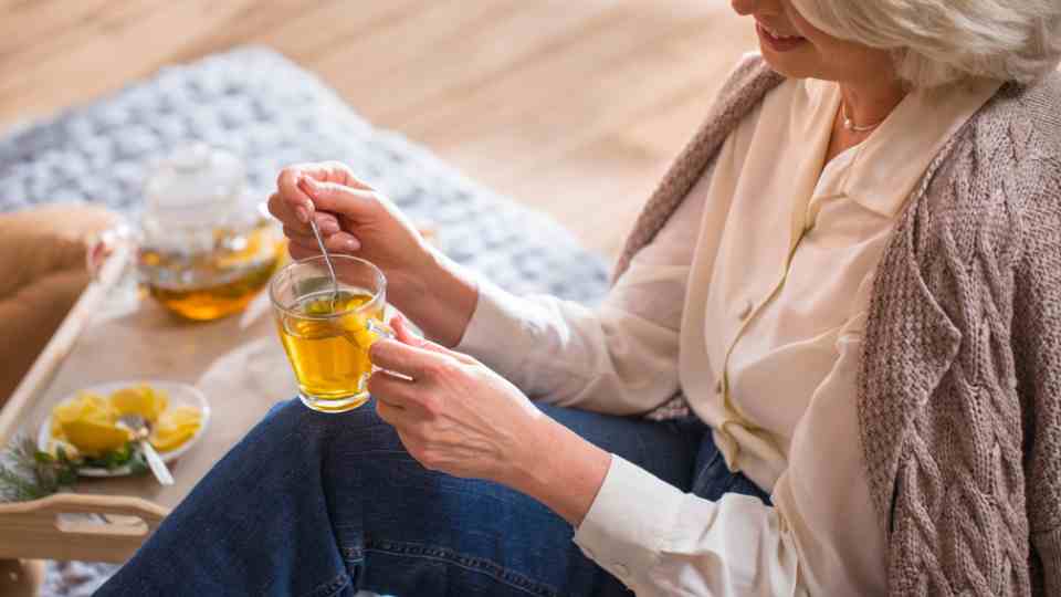 Explore weight loss tea vs injectables.