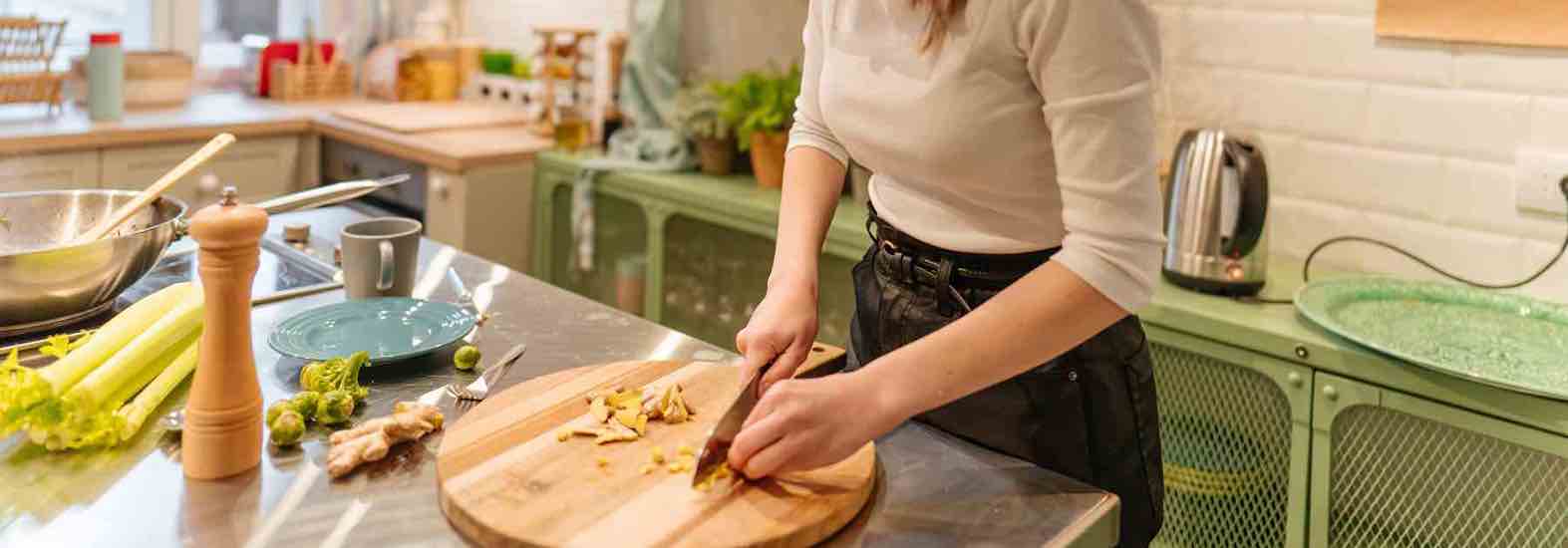 Can I combine a meal replacement diet plan with Mounjaro?